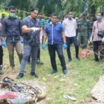 Polisi Olah TKP Penemuan Seorang Pria Meninggal di Perkebunan PT Satya Agung Polisi Olah TKP Penemuan Seorang Pria Meninggal di Perkebunan PT Satya Agung