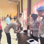 Kapolres Gowa Pimpin Tes Urine Dadakan Kepada Anggotanya