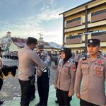 Pimpin Apel Pengecekan Strong Point, Kapolres Gowa Bagikan Pluit Secara Simbolis